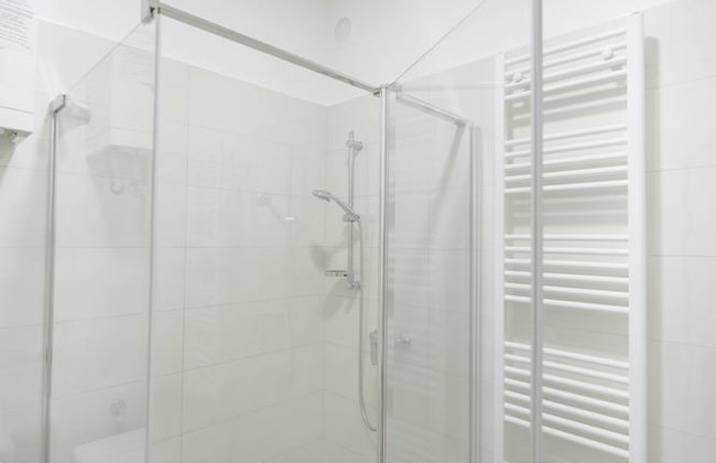 British Square - Stylish Apartment with Private Parking - Foto 39