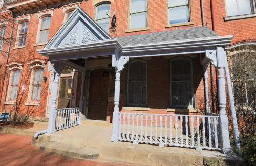 Historic & Sophisticated Walk to Casino Stadiums - Foto 12