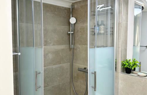 BELLA - Business&Family, Messe Flughafen in 5 min, SmartTV, Netflix, Waschmaschine, 24h Checkin, 35qm - Foto 35