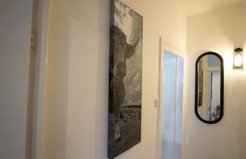 Holmfirth Home, Comfortable Stay, Near Trails and Town, Sleeps 5 - Foto 24