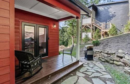 Swannanoa Serenity River Motif, Spa & Game Room - Foto 48