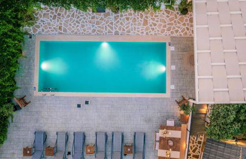 Villa Tramonto with Private Heated Pool, by ZanteWize - Foto 43