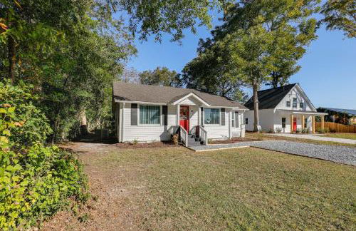 Small-Town Charm and Local Dining Home in Burgaw! - Foto 1