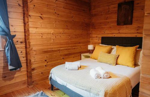 Finlodge- Pet-Friendly Scandinavian Cabin - Photo 40