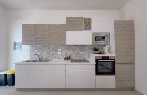 Fronte Mare con Parcheggio by Host Hero - Foto 33