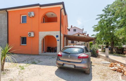 2 Bedroom Gorgeous Apartment In Umag - Foto 7