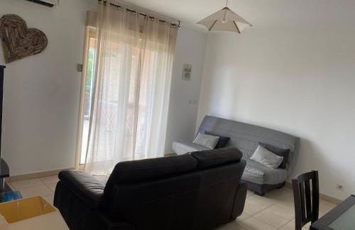 Superbe appartement avec parking privé, proche commerces et mer - Foto 8