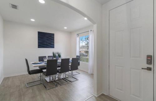 5/3 Pool Home Located in Sunset Ridge Community! - Foto 22