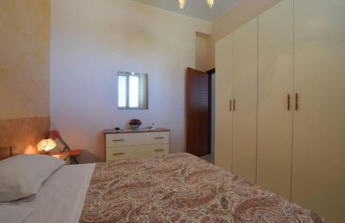 Nice Apartment In Acquedolci With Wifi - Foto 9