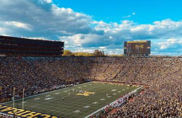 Downtown Ann Arbor Walk to Stadium, Medical Center, UM - Foto 24