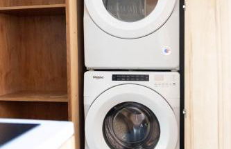 Walk to K-State - Cozy Manhattan Retreat - Foto 35