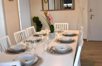 Le Nid des Cigognes avec terrace - Photo 2