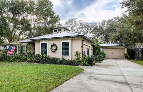 Canal-Front Retreat with Hot Tub and Dock in Tavares - Photo 20