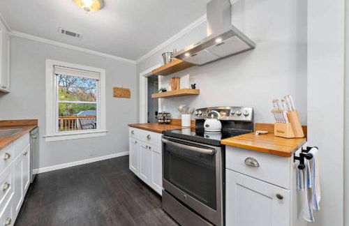 3BR 3BA Fairway Home • Dog-Friendly • Fenced Yard - Photo 4