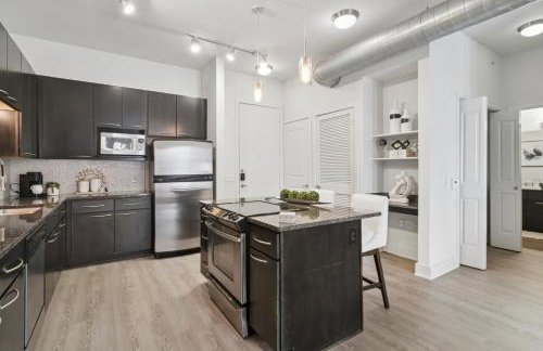 Modern Stylish Suite Design District Dallas - Foto 7