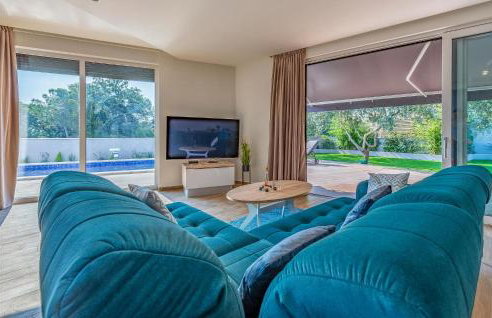 Beautiful Home In Porec With Kitchen - Foto 34