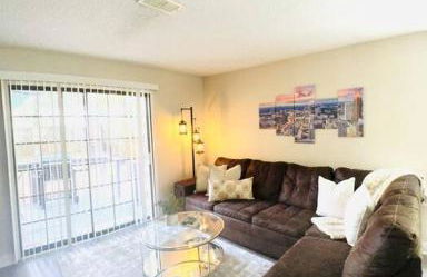 Cozy home with BBQ -5 min Braves - Foto 3