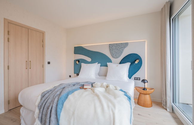 Yuna Porte Maillot - ApartHotel - Photo 32