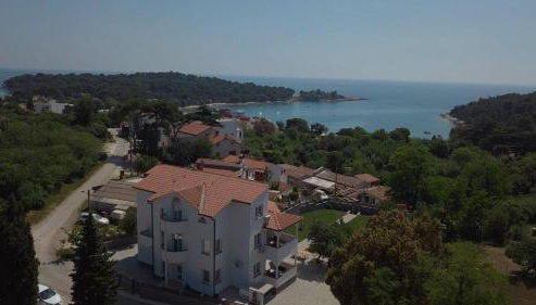 Villa Mara - Photo 2