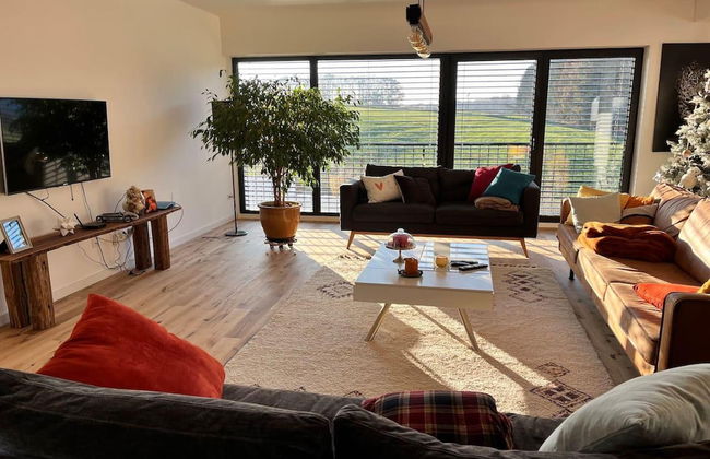 House - Sleeps 8 - Pets Ok - Garden - Parking - Photo 10