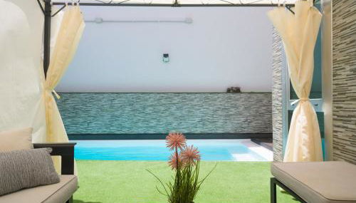 Adosado en Telde con piscina y vistas al mar - Foto 2, Garden, sunbed, Garden view