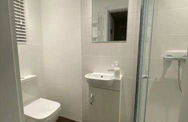 Modern 3-Bedroom villa, 3 Parking Spaces, WiFi - Foto 15