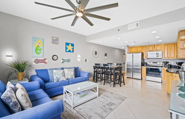 Splash Beach Resort by Book That Condo - Photo 64