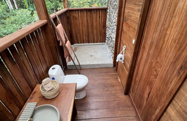 Irana Pacific Hotel - Photo 4