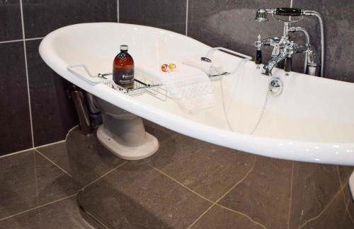 Outlander Glencoe at Creag an-t Sionnaich Glencoe Ballachulish Highlands Near Fort William - Foto 29