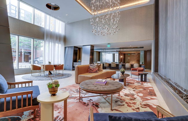 Bright Apartment with Great Amenities - Foto 5