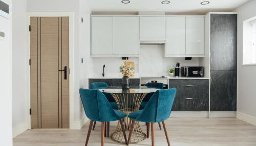 Modern 2Bed House - Walk to Station & High Street, Near Surrey Hills & Denbies Vineyard - Foto 5