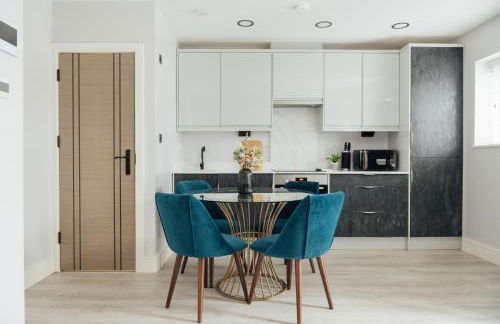 Modern 2Bed House - Walk to Station & High Street, Near Surrey Hills & Denbies Vineyard - Foto 5