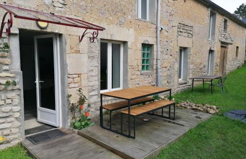 Maison renovee en pierres séjour spacieux avec jardin et terrasse aménagée près Omaha beach & Bayeux à 5mn de la mer tous commerces - Foto 17