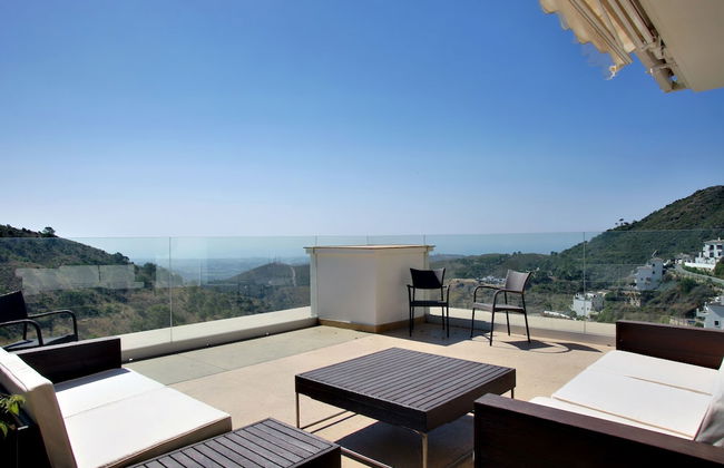 Modern Two Bedroom Villa With Indoor Pool & Spa - Foto 9