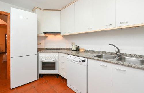 Bonita stay B Beach 1ªlínea, fibra, AA, BBQ, pool - Foto 27