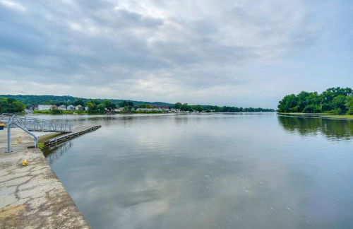 Canal-Front Waterford Apartment on Hudson River - Foto 31