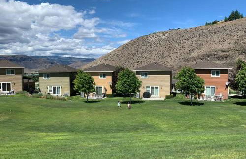 Sunserra Villa! Movie Room, Family Friendly, BBQs, Pools, Free Golf! - Foto 46