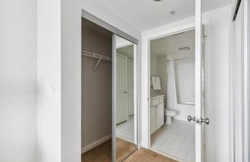 2BR Luxury City Suite With Gym & Pool - Foto 13