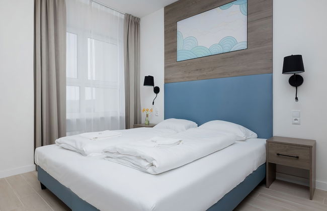 Aquamarina Onyx Apartments by Renters - Photo 7