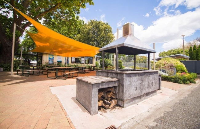 Hastings Top 10 Holiday Park - Photo 48