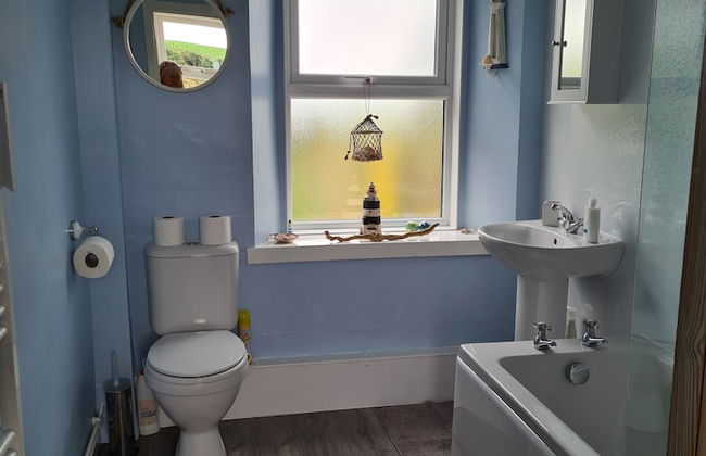 Beautiful 2-bed Semi Rural Cottage Enclosed Garden - Foto 9