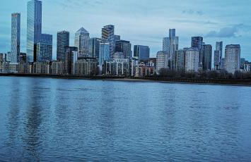 Riverside 1BR with Easy Transport 20min to City Centre - Photo 50