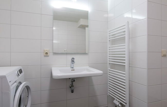 Beachside Bungalow Near Beach - Photo 9