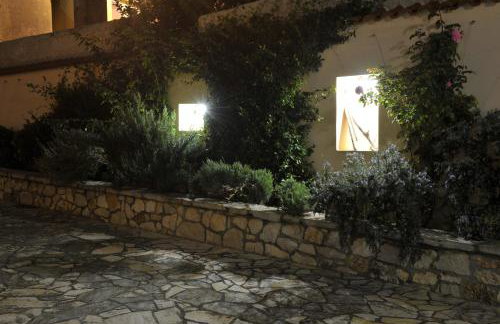 The House Aunt Regina - Foto 54