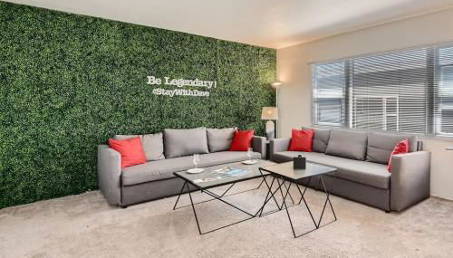 Walk to Beach - KING Apt In #1 Area - AC - Foto 2