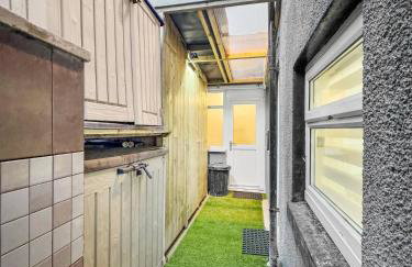 Small Studio Suite w VIP lounge access-Maerdy - Foto 13