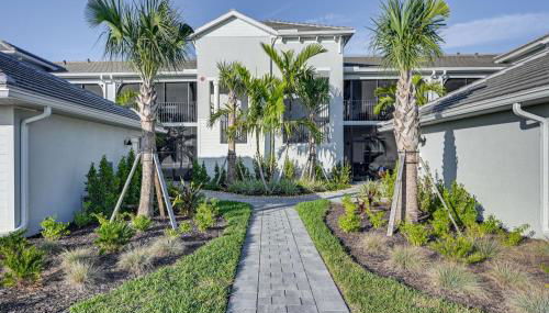 Ave Maria Golf Retreat with Resort Perks and Balcony - Photo 2