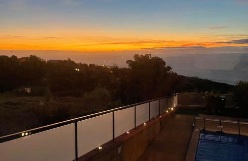 Sunset Paradise Villa with Heated Pool - Foto 45