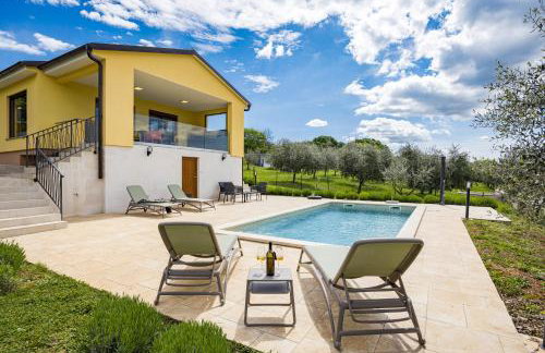 Family Villa Tai with Private Pool near Pula - Foto 1