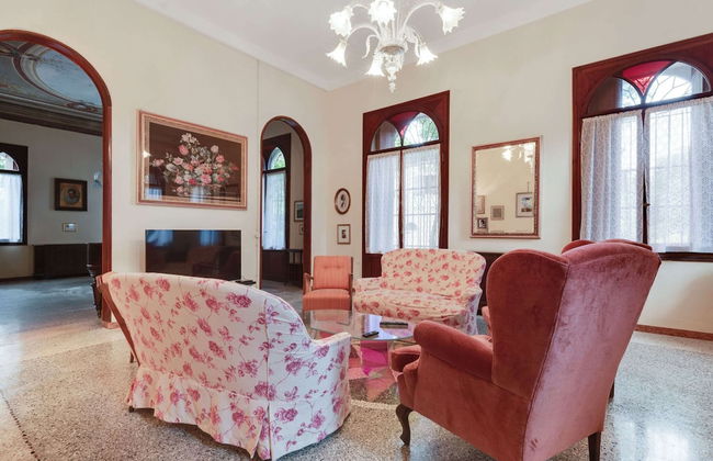 Castle in Romano D'ezzelino With Garden - Foto 1